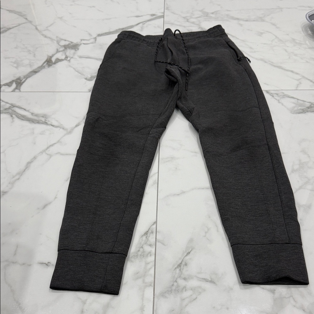 $$American Eagle size small joggers